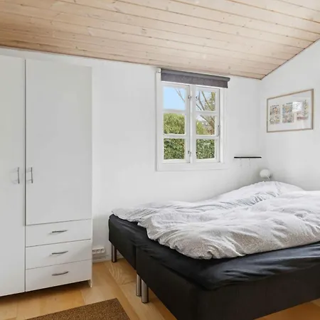 Cosy Beachfront For Families