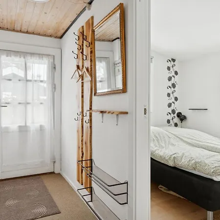 Cosy Beachfront For Families Hébergement de vacances