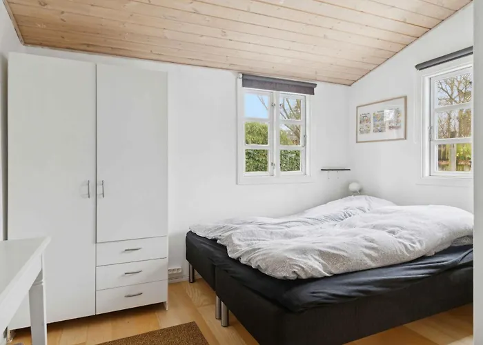 Cosy Beachfront For Families